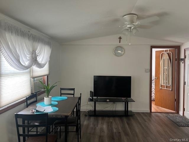 525 Riverleigh Ave - Photo 5