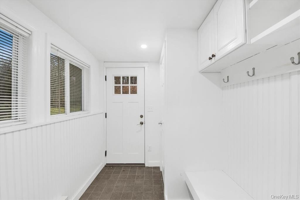 39 Helena Avenue - Photo 2
