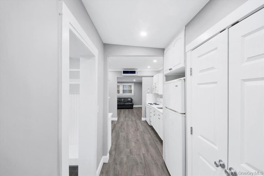 39 Helena Avenue - Photo 6
