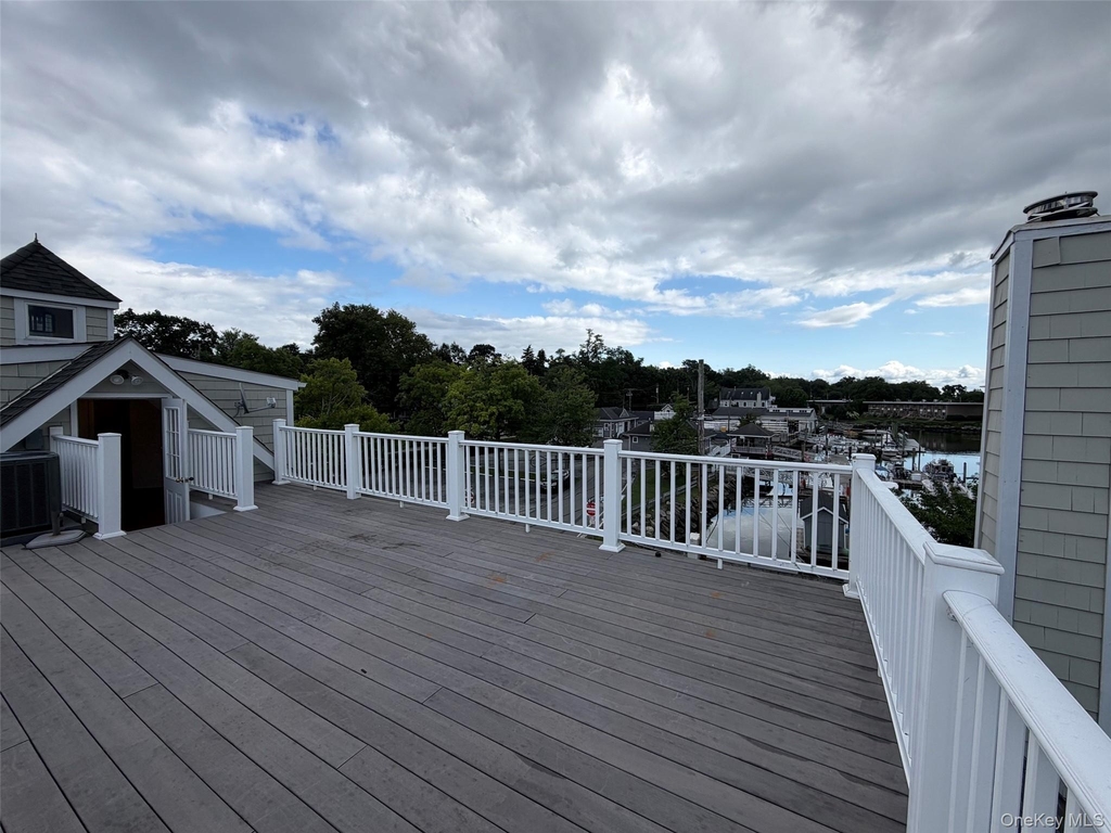 3 Hewlett Street - Photo 2
