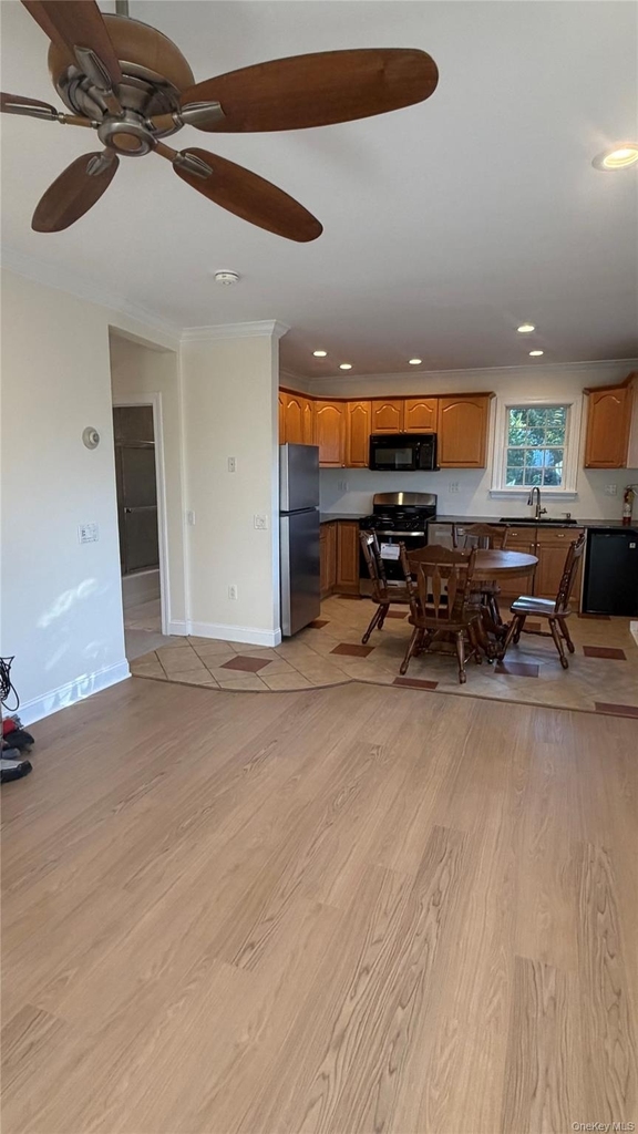 63 Harding Avenue - Photo 1
