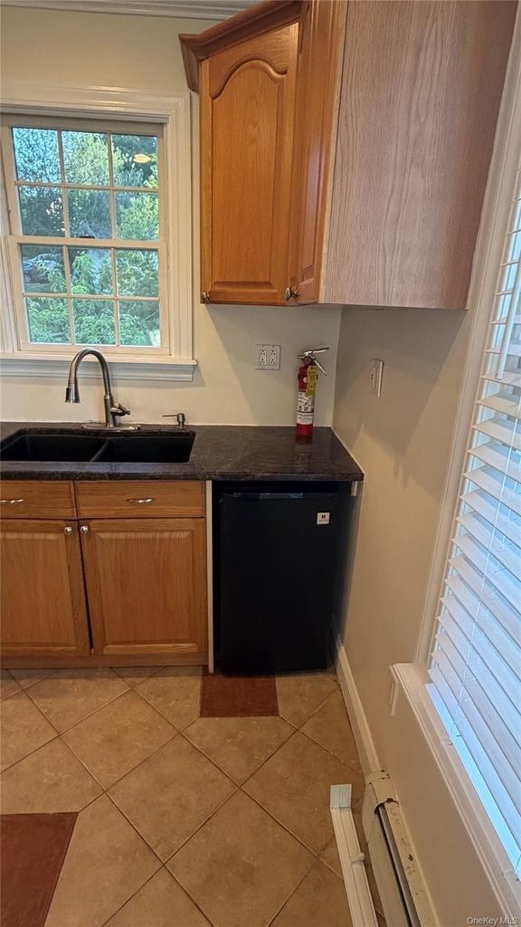 63 Harding Avenue - Photo 3