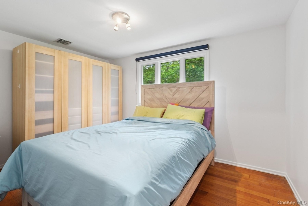 27 Atlantic Avenue - Photo 1