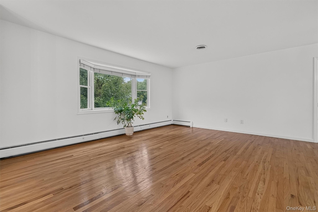 234 Betsy Ross Drive - Photo 5