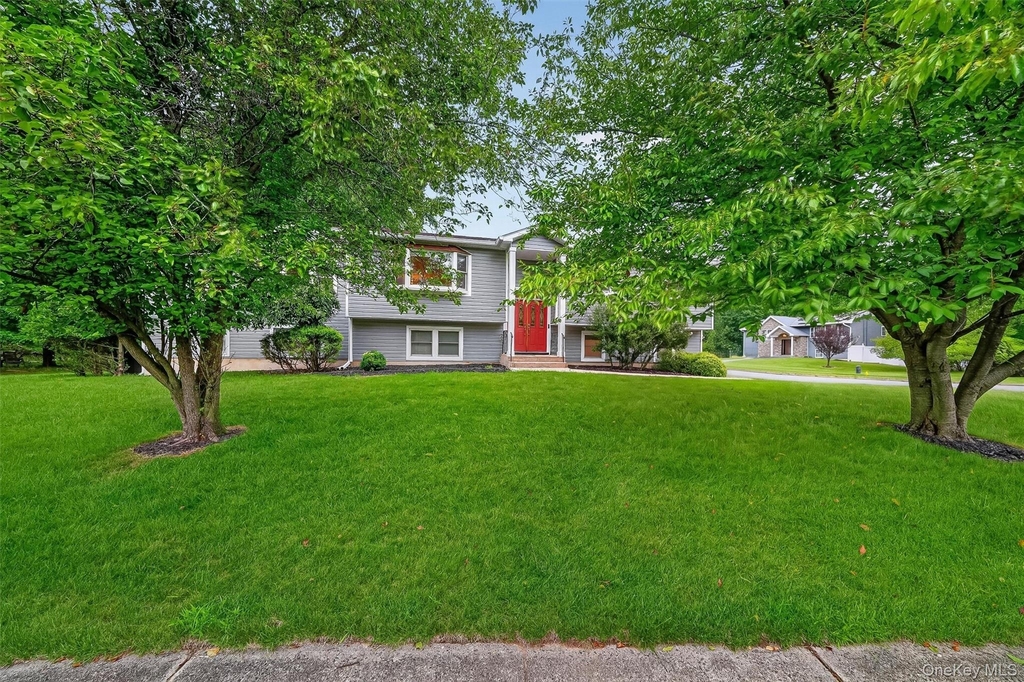 234 Betsy Ross Drive - Photo 1