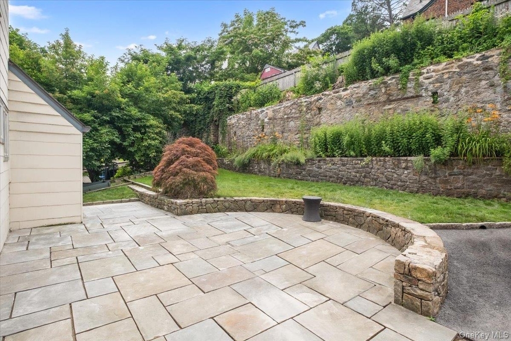 1187 Post Road - Photo 17