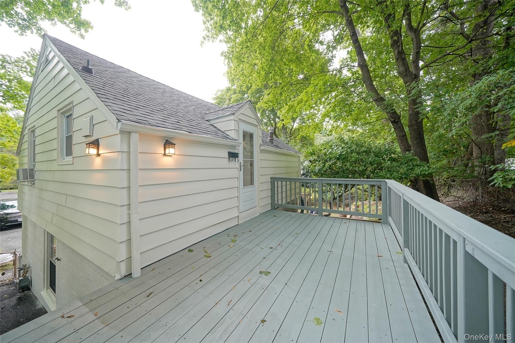 16 Brook St - Photo 35