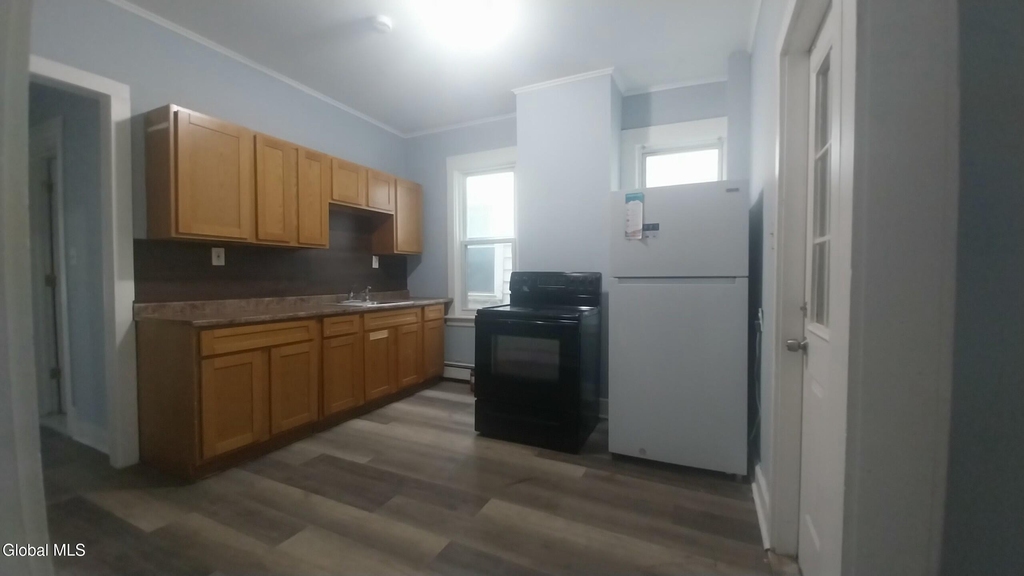 335 3rd Street - Photo 6