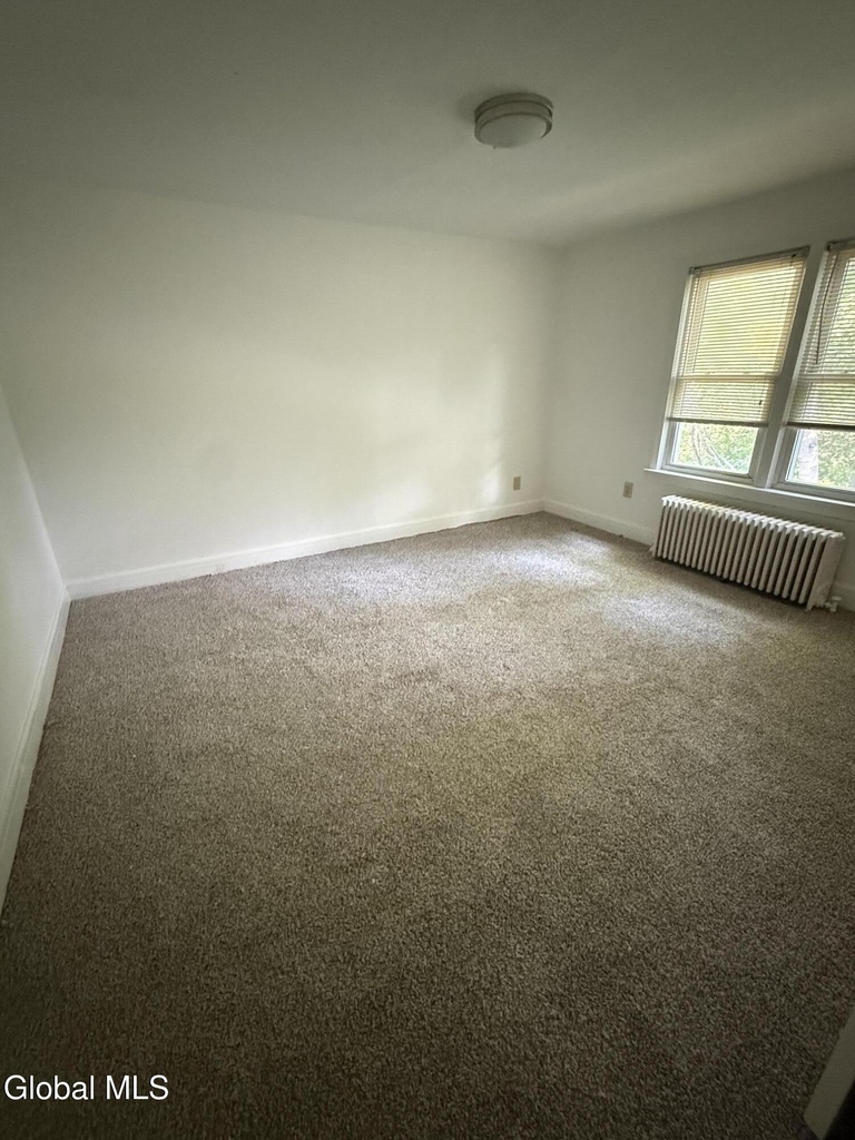 52 Euclid Avenue - Photo 8