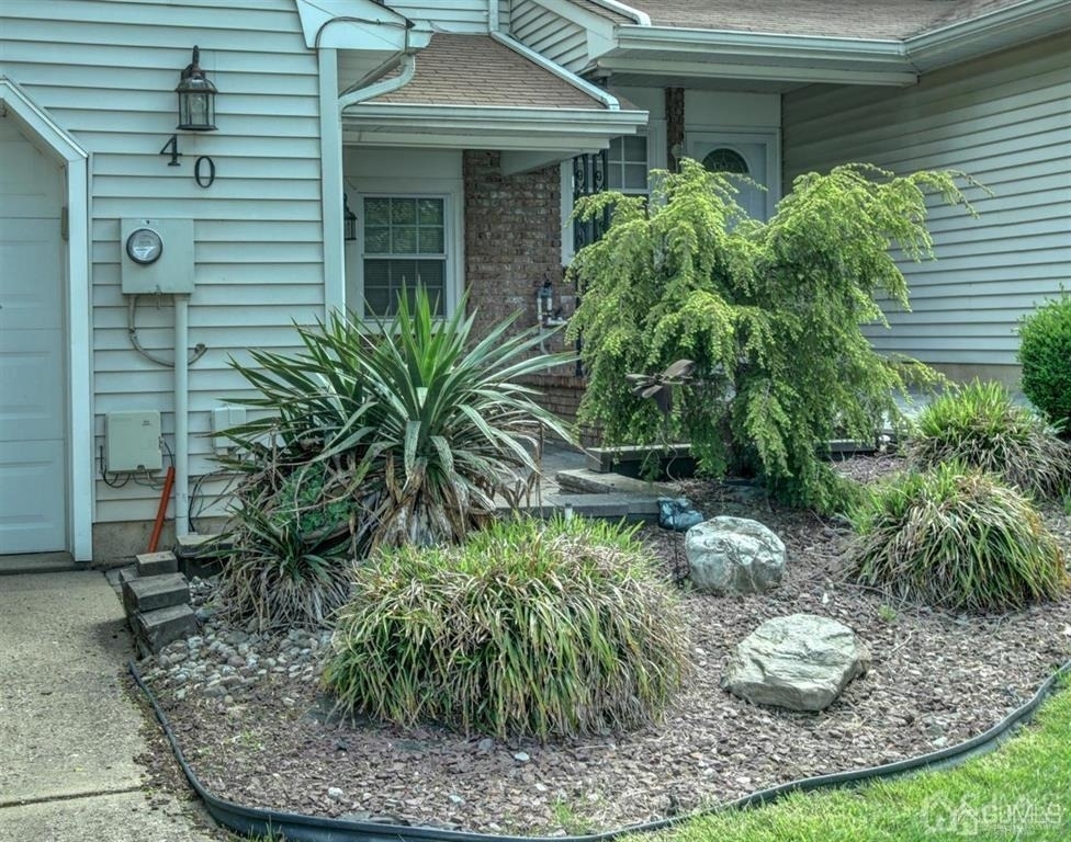 40 Staghorn Drive - Photo 1