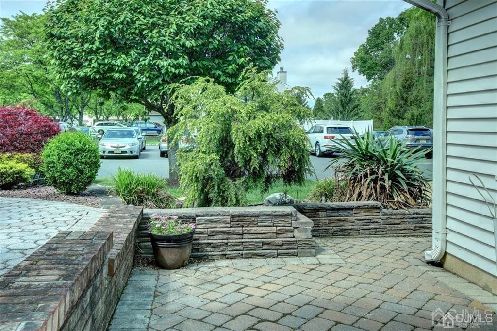 40 Staghorn Drive - Photo 2