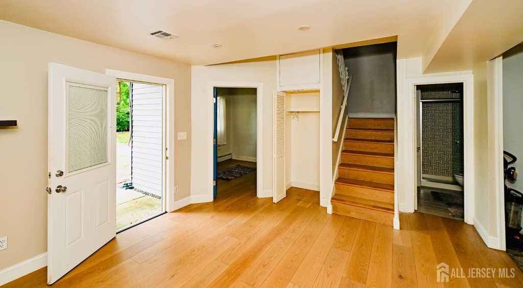 11 Baxter Road - Photo 8