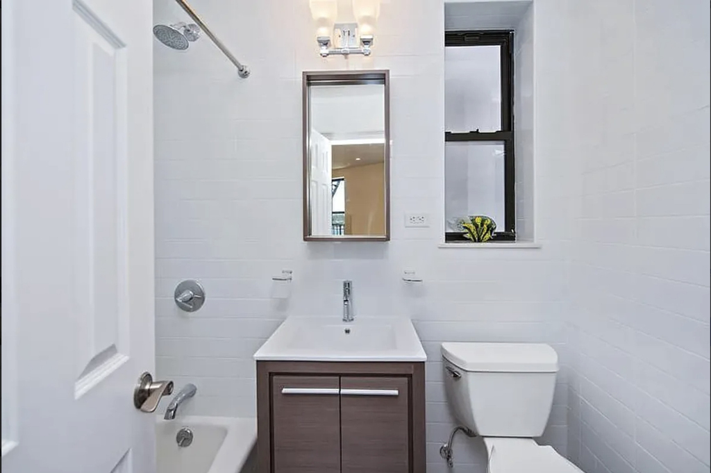 750 Riverside Drive - Photo 7