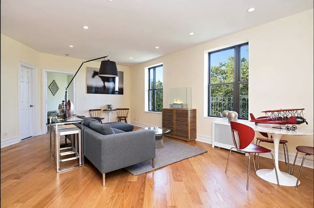750 Riverside Drive - Photo 1