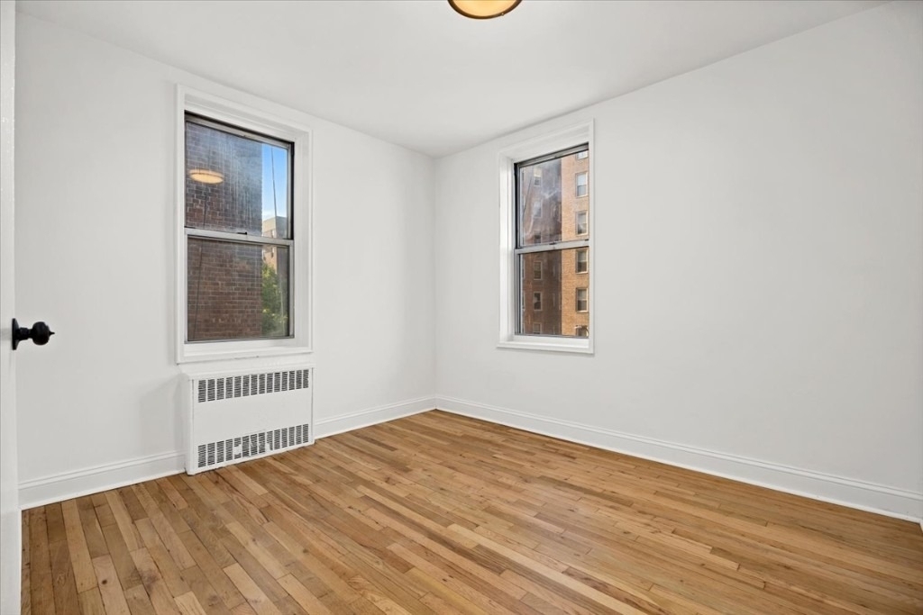 67-30 Clyde Street - Photo 10