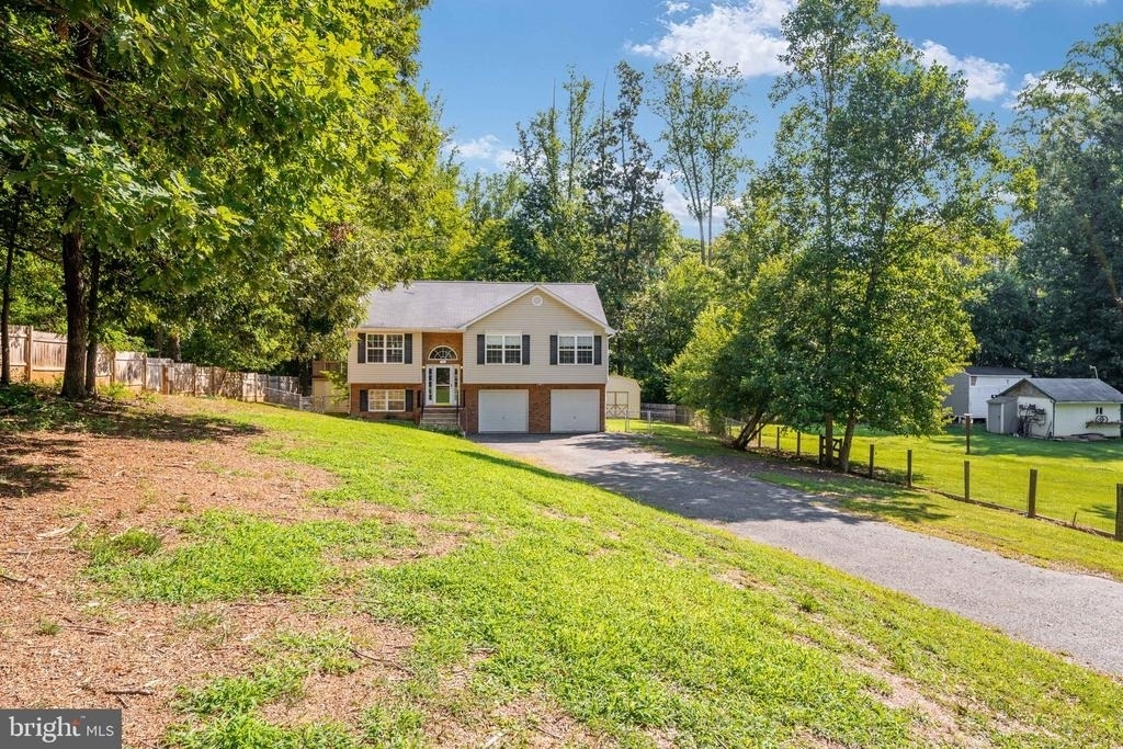 3 Crestview Drive - Photo 2