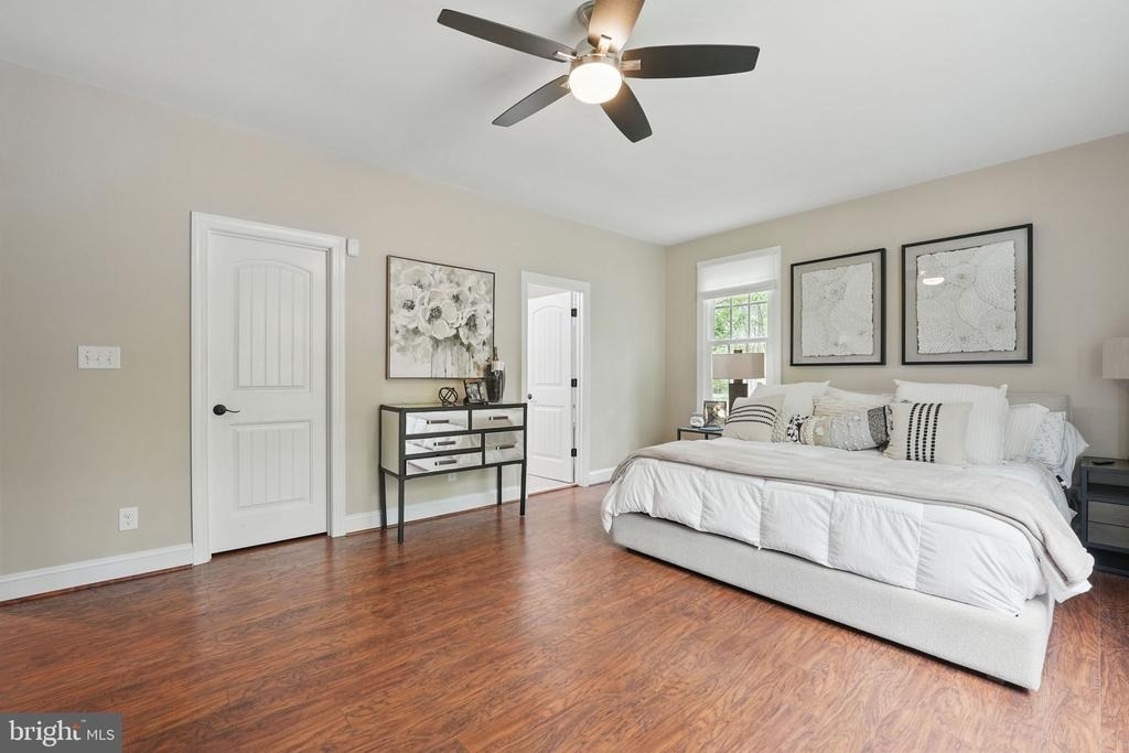10714 Kirkland Drive - Photo 17