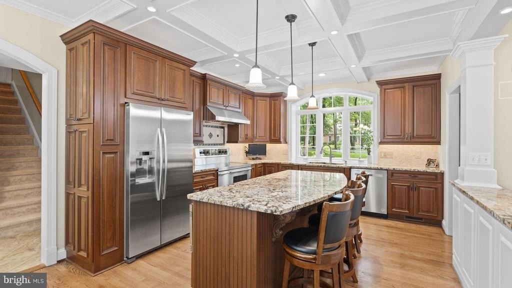 10714 Kirkland Drive - Photo 2