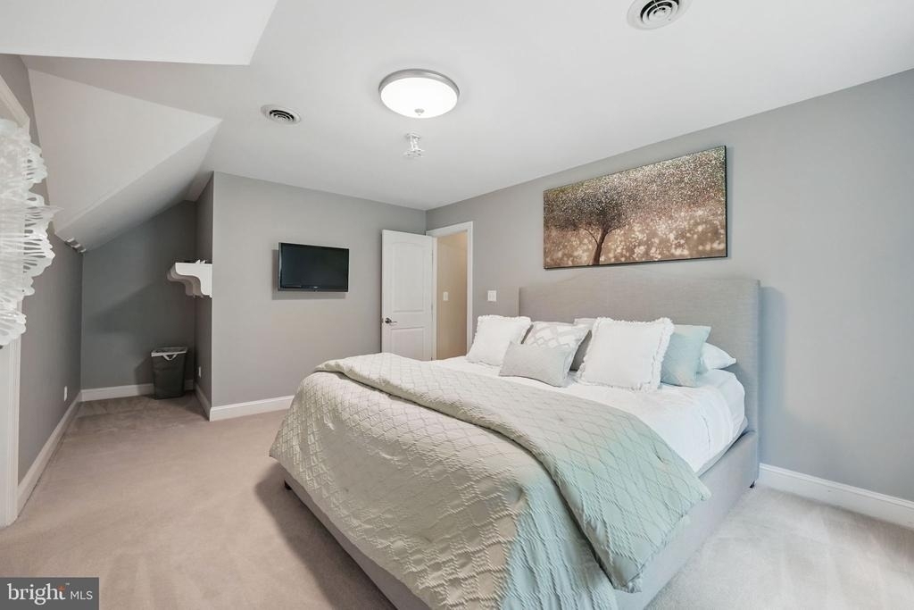 10714 Kirkland Drive - Photo 25