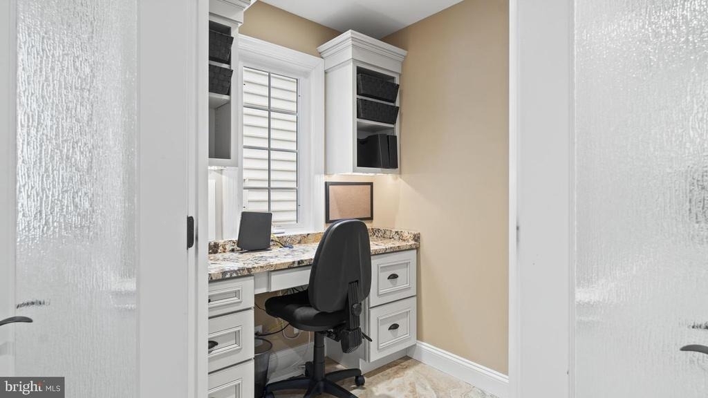 10714 Kirkland Drive - Photo 38