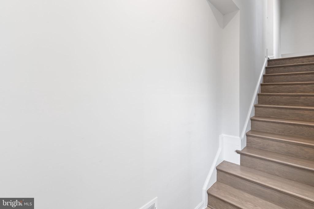 18277 Summit Pointe Drive - Photo 7