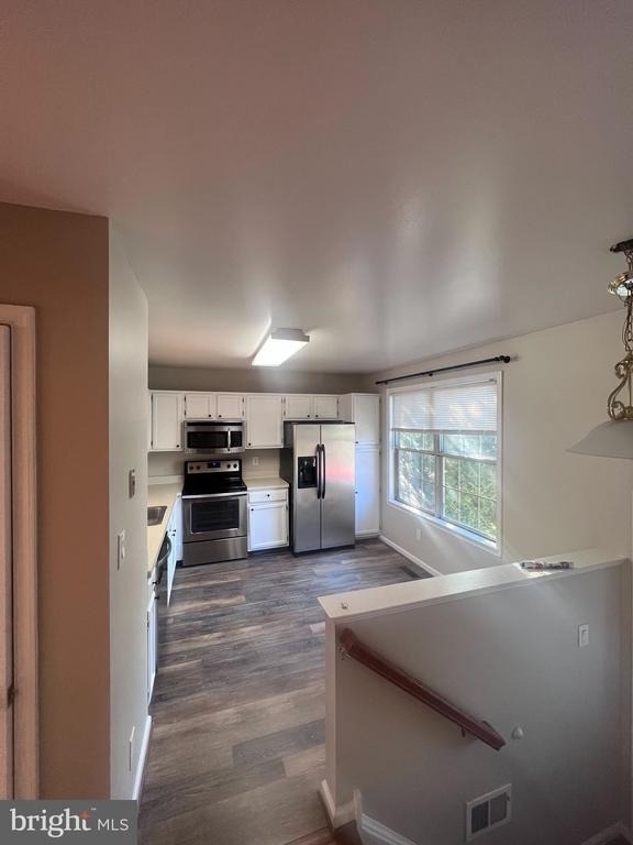 7419 Courtland Circle - Photo 4