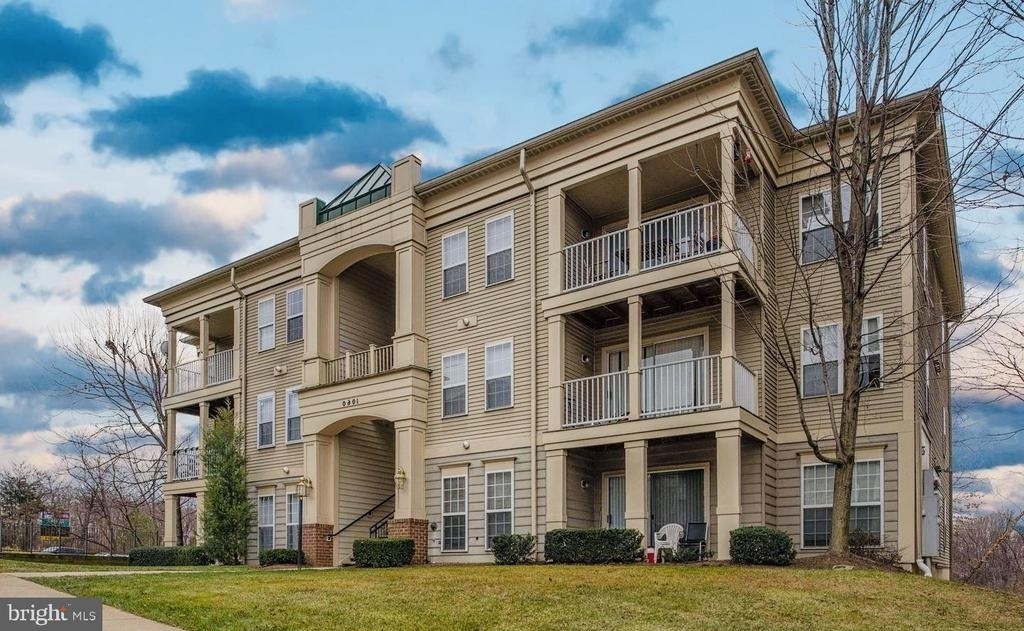 1060 Gardenview Loop - Photo 0
