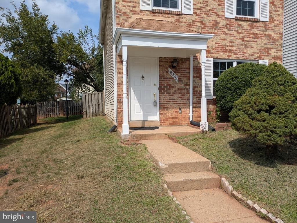 9032 Whispering Pine Court - Photo 4
