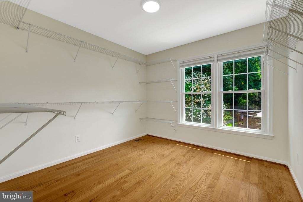 8995 Parliament Drive - Photo 29