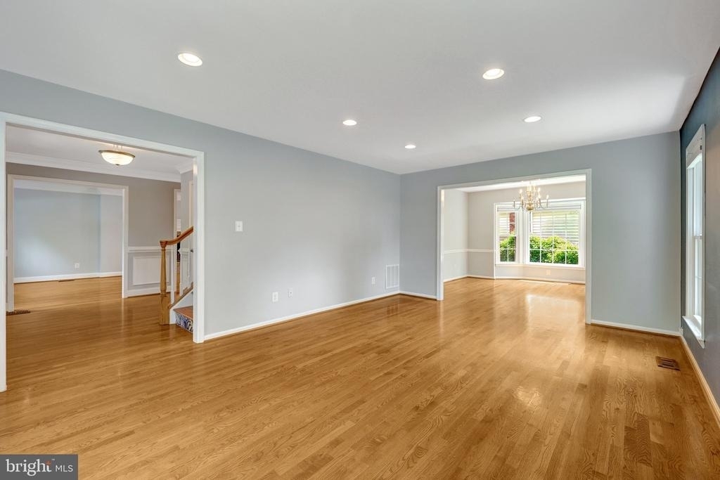 8995 Parliament Drive - Photo 19