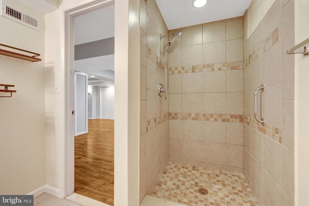 8995 Parliament Drive - Photo 49