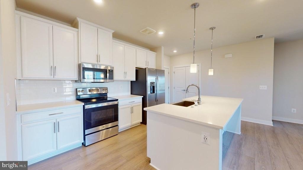 12850 Mosaic Park Way - Photo 4