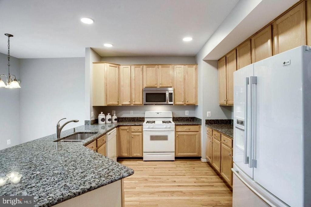 12476 Casbeer Drive - Photo 9