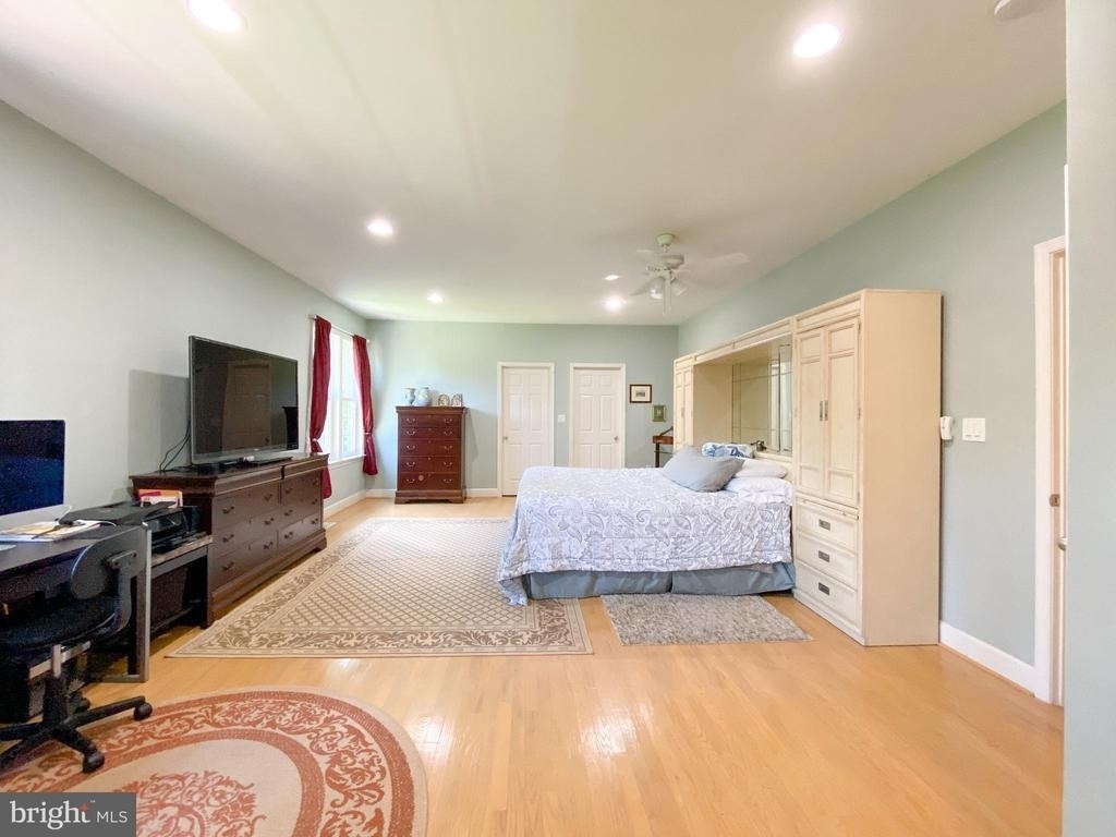 1947 Fay Place - Photo 10
