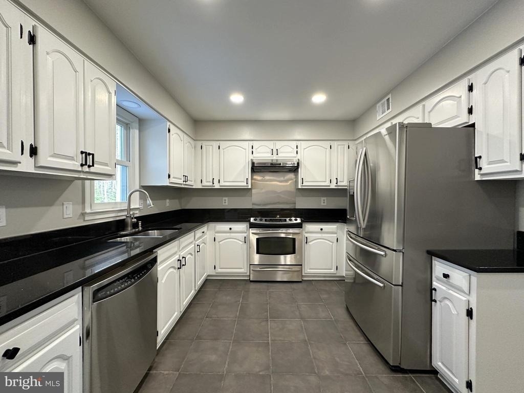 11560 Holly Briar Lane - Photo 12