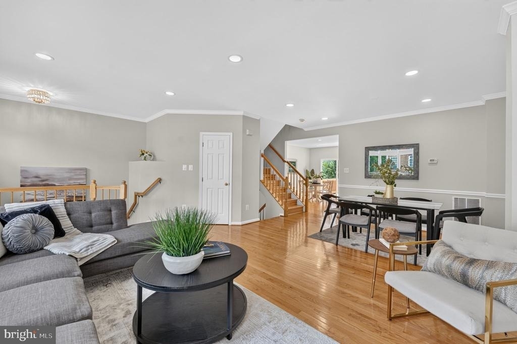 12203 Tenbury Terrace - Photo 13