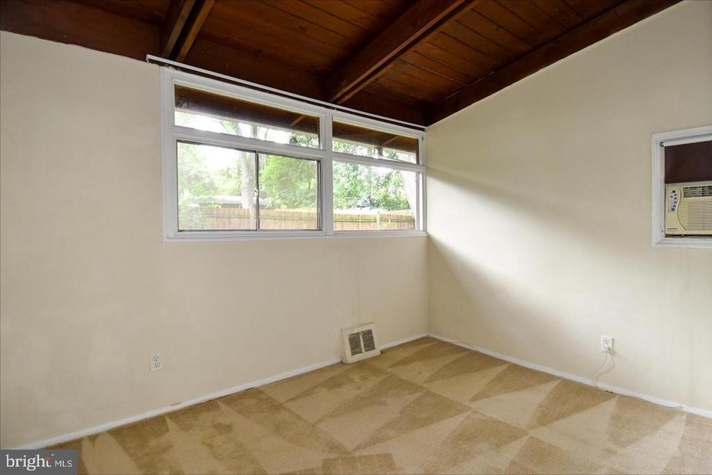 3415 Gallows Road - Photo 19