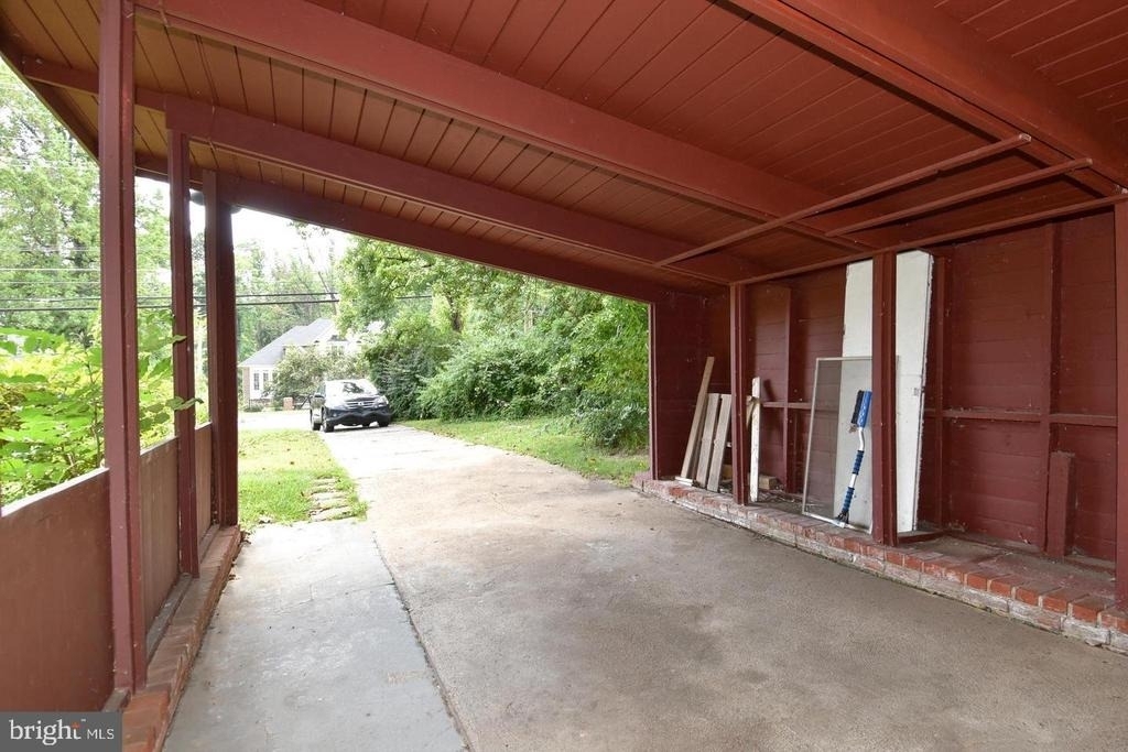 3415 Gallows Road - Photo 24