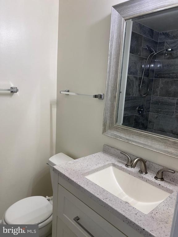 8049 Saint Annes Court - Photo 9