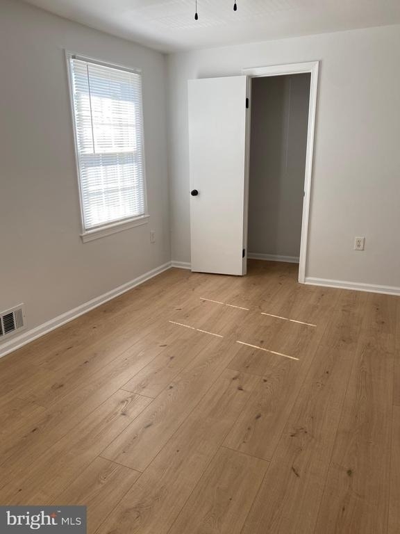 8049 Saint Annes Court - Photo 7