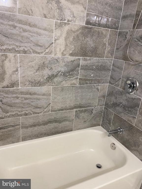 8049 Saint Annes Court - Photo 10