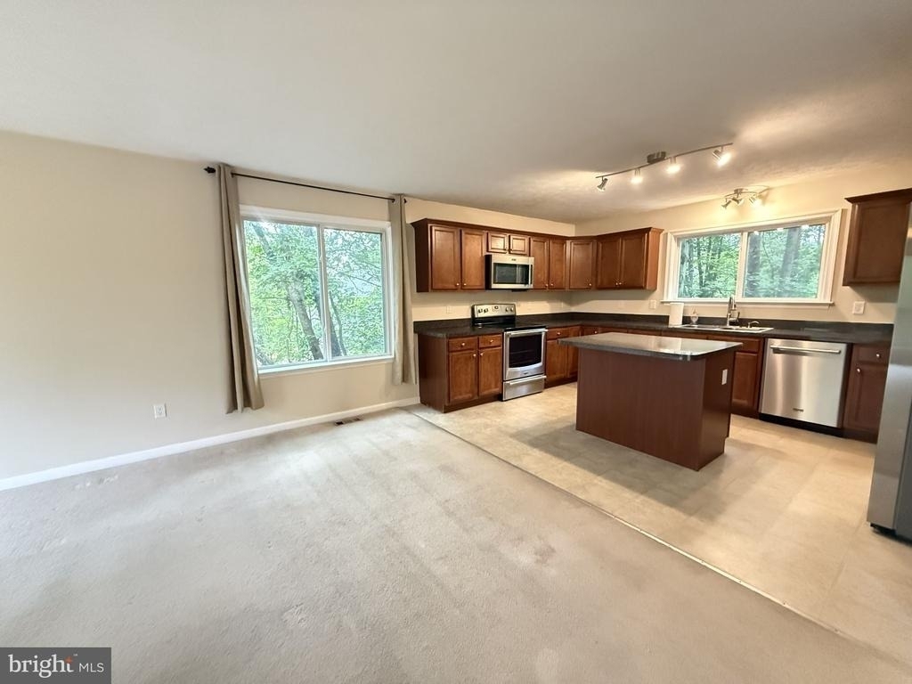 1234 Lakeview Drive - Photo 13