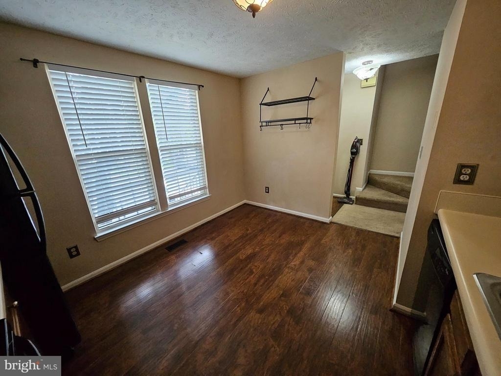 104 Township Court - Photo 7