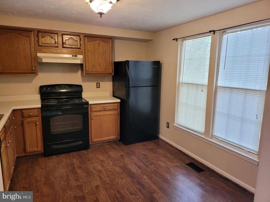 104 Township Court - Photo 6