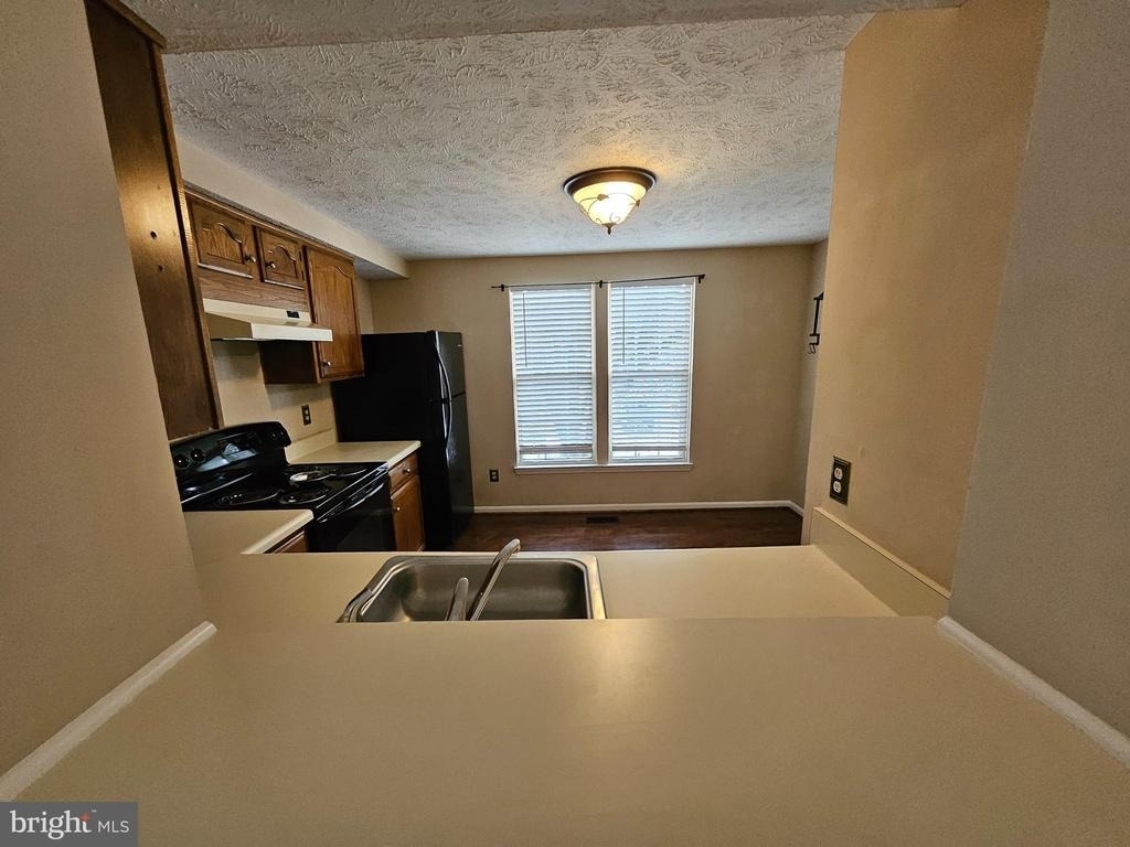 104 Township Court - Photo 8