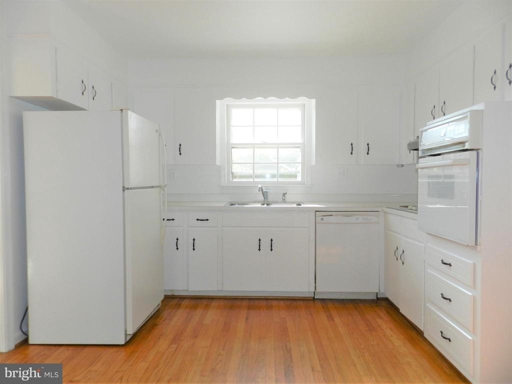 108 Wilderness Lane - Photo 3