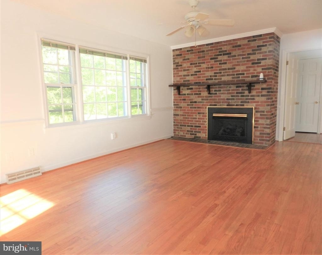 108 Wilderness Lane - Photo 2