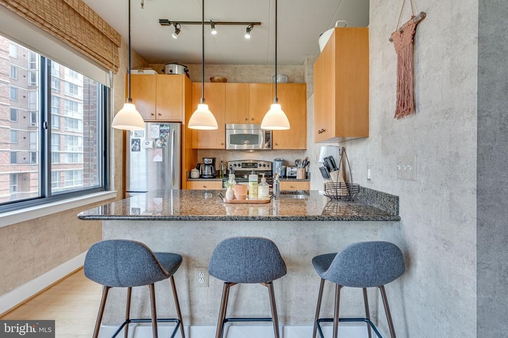 520 John Carlyle Street - Photo 7