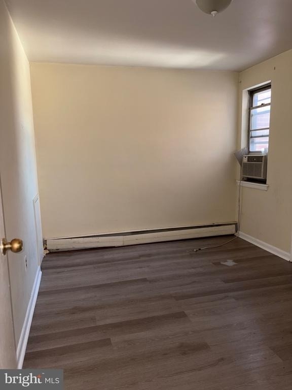 4119 Longshore Avenue - Photo 5
