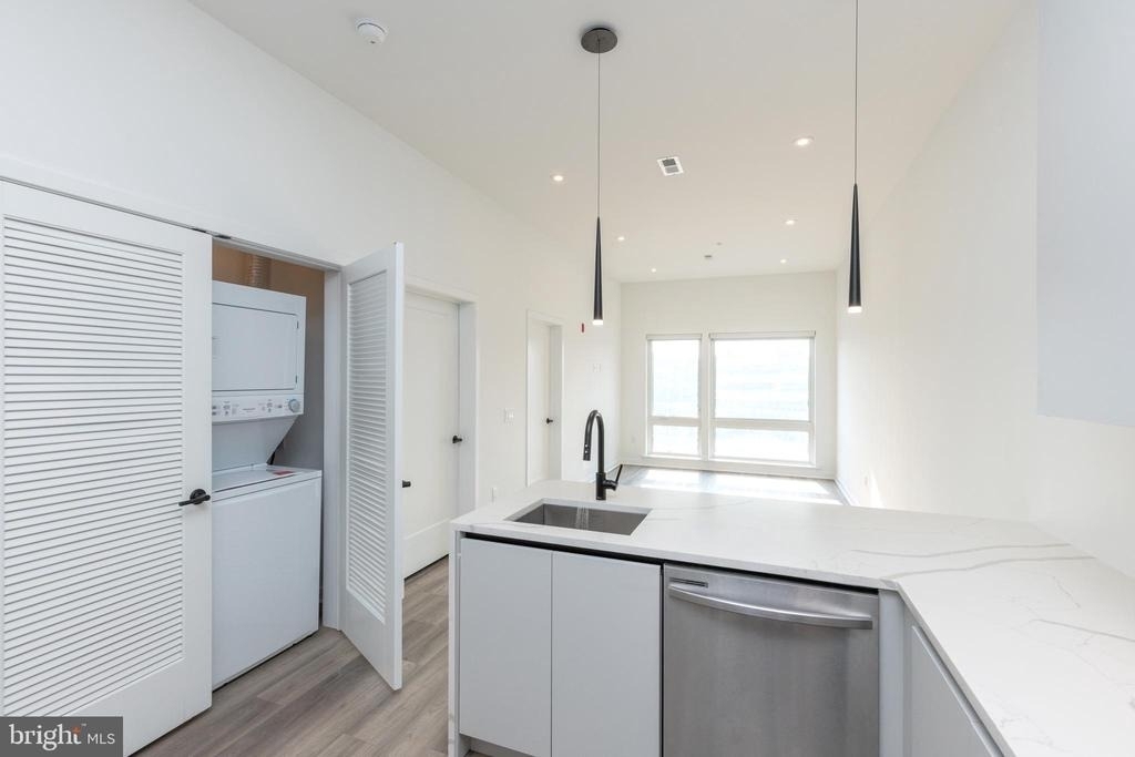 3120 W Jefferson Street - Photo 10